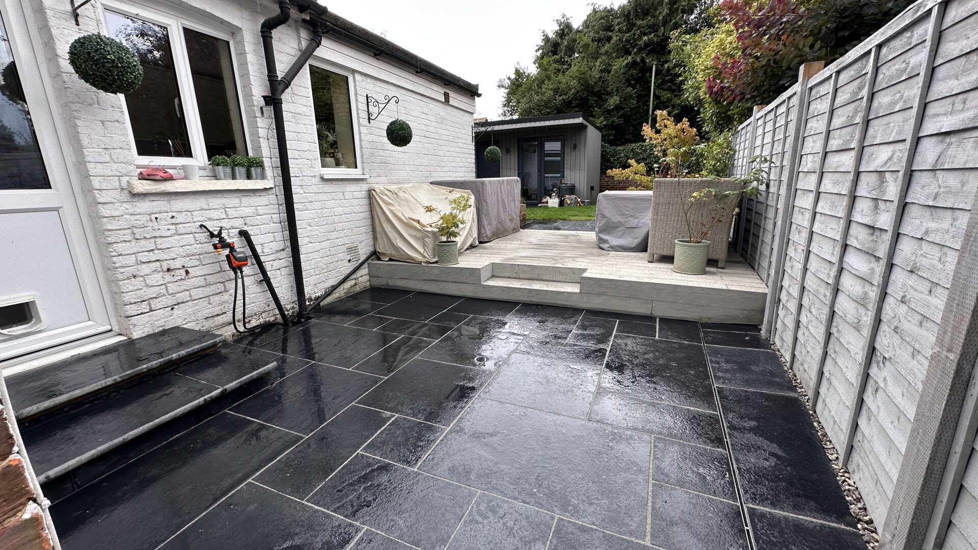 limestone patio Bletchingley