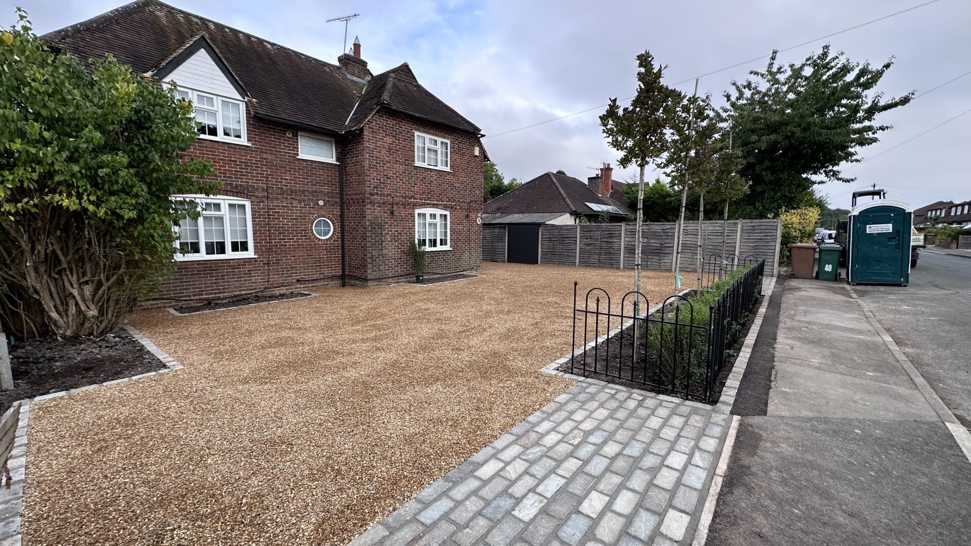 Reigate gravel driveway