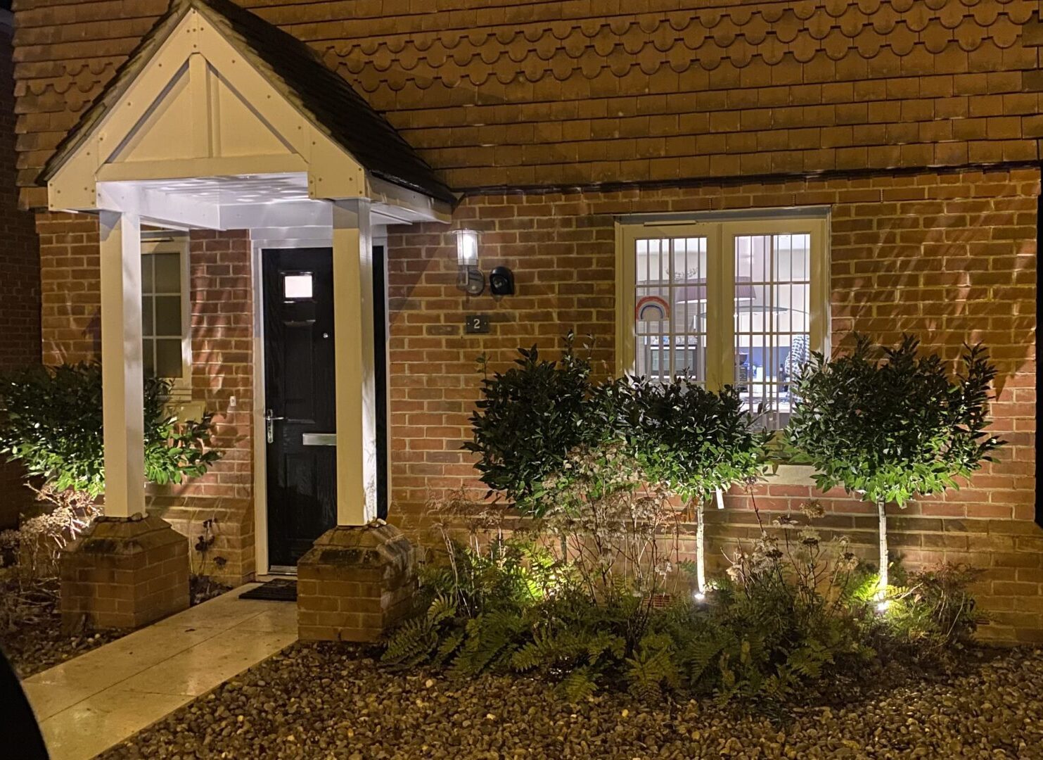 Small front garden lighting