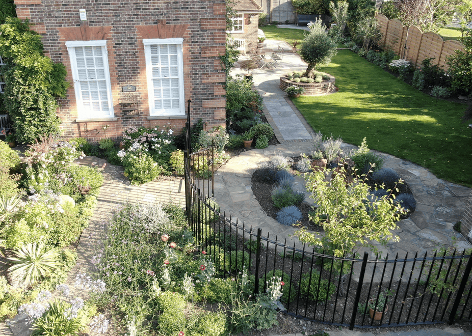 Planting and garden design Reigate