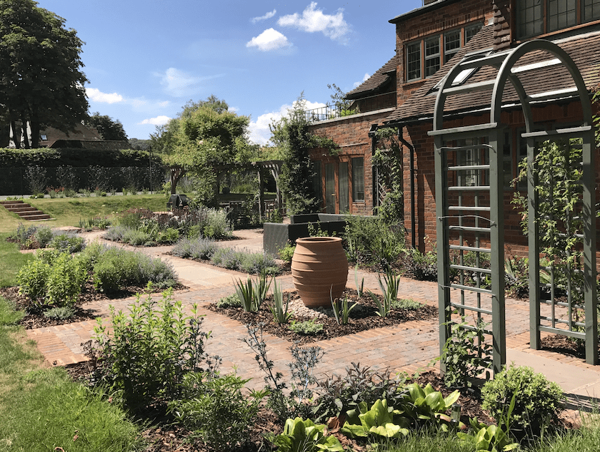 Traditional water feature