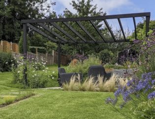 pergola-black-reigate